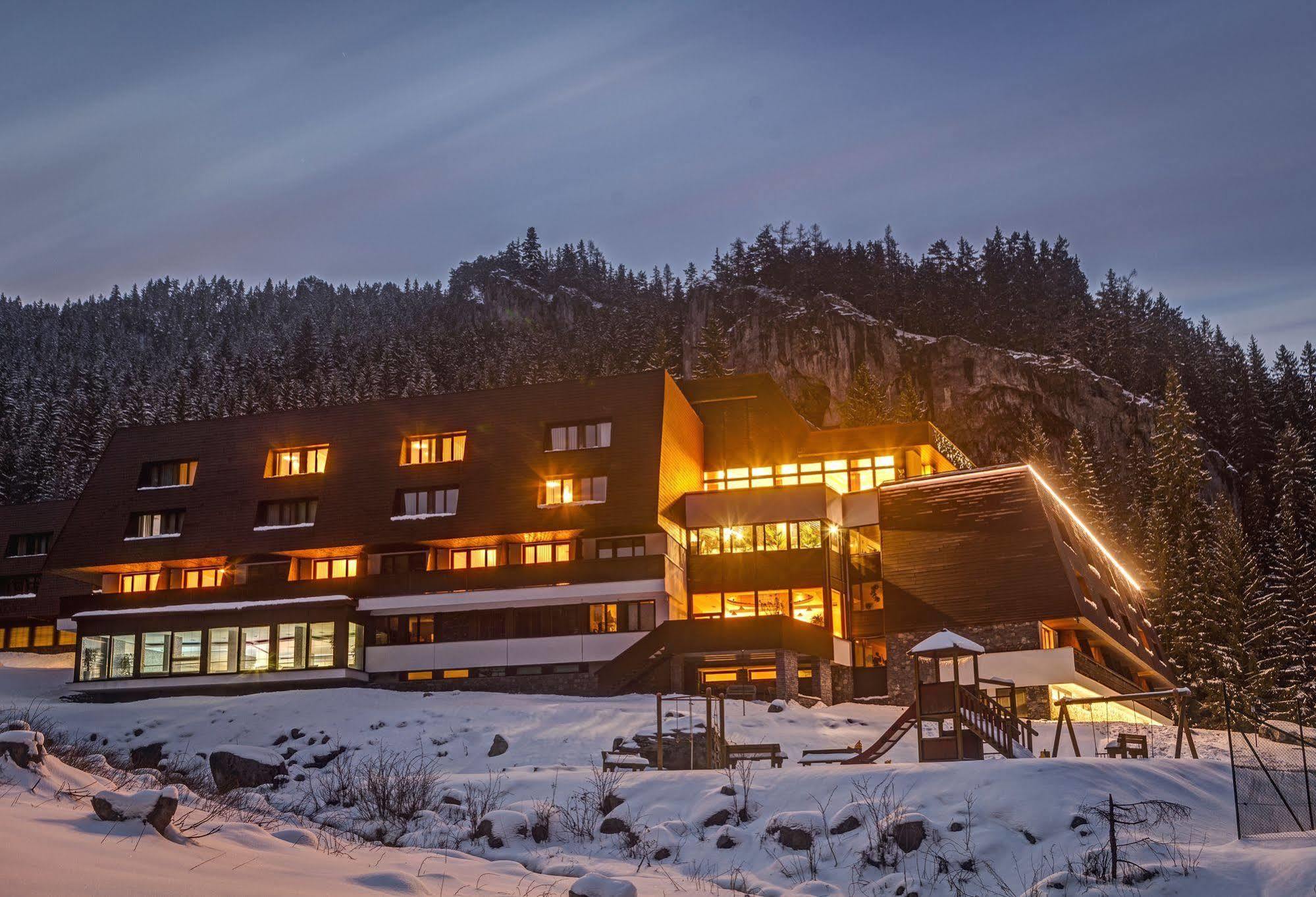Wellness Hotel Repiska Demänovská Dolina Eksteriør billede