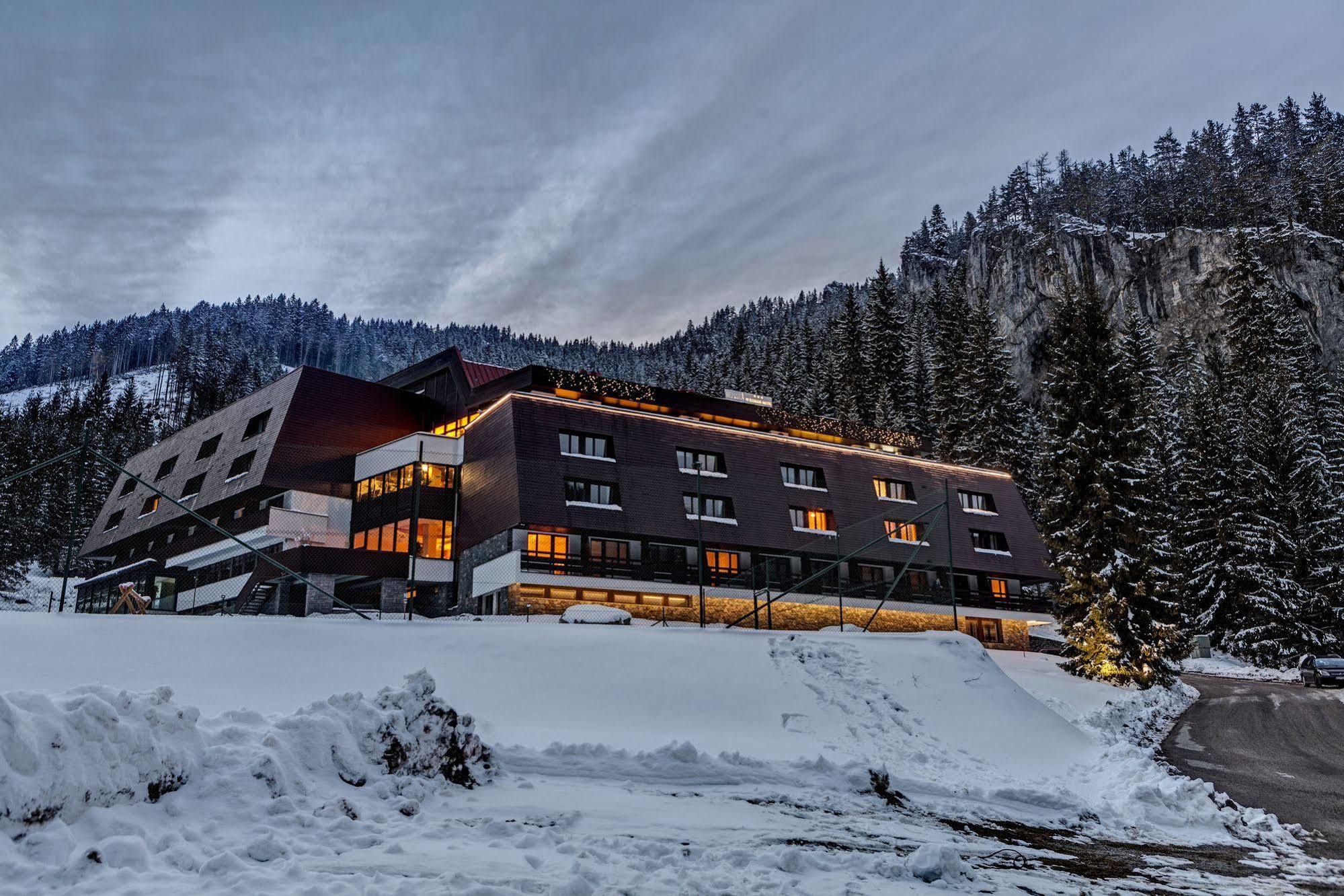 Wellness Hotel Repiska Demänovská Dolina Eksteriør billede
